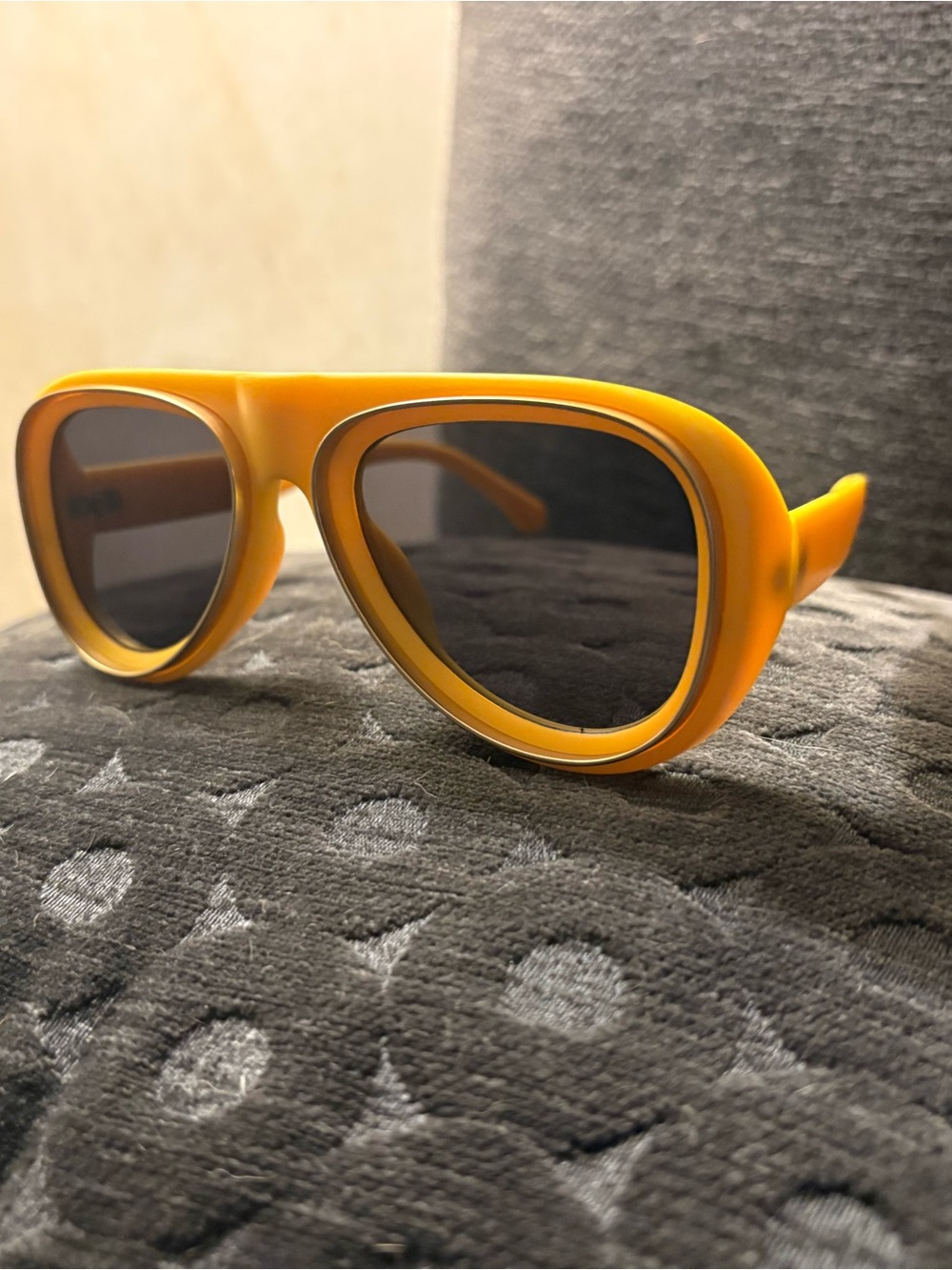 SHEIN Yellow Retro Thick Frame Sunglasses